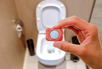 Peut-on utiliser une tablette lave-vaisselle pour nettoyer les toilettes ?
